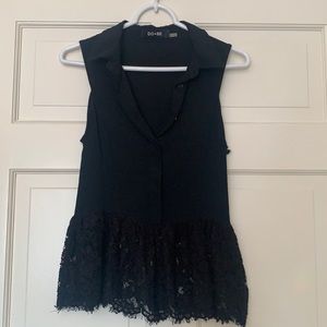 DO+BE sleeveless lacy top